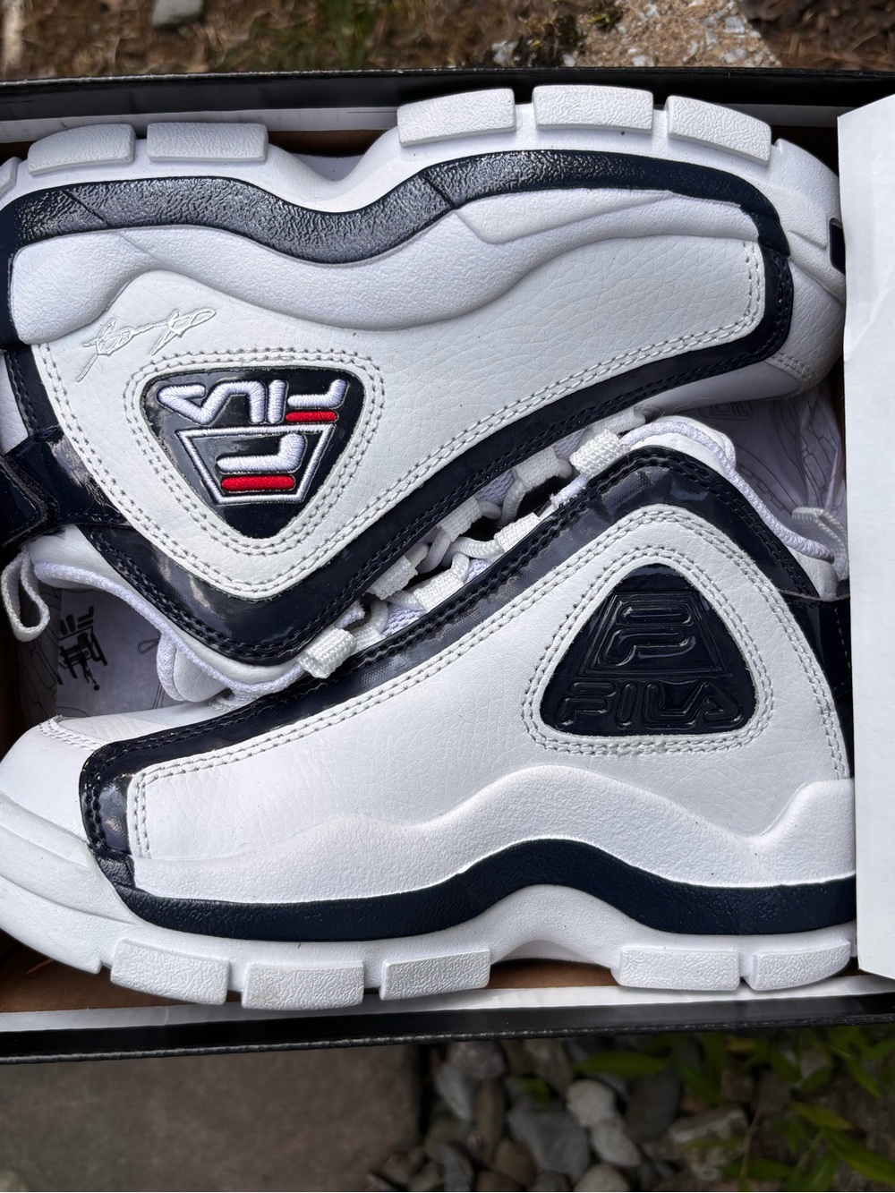 Fila White and Navy Low-Top Athletic Sneakers